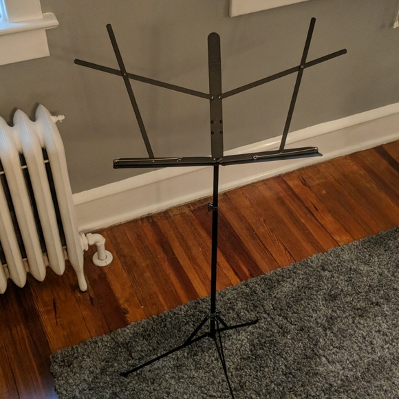 Selmer folding music stand - Picture 1 of 5